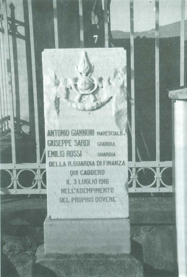 File:LA SPEZIA cippo memoria fossamastra.jpg