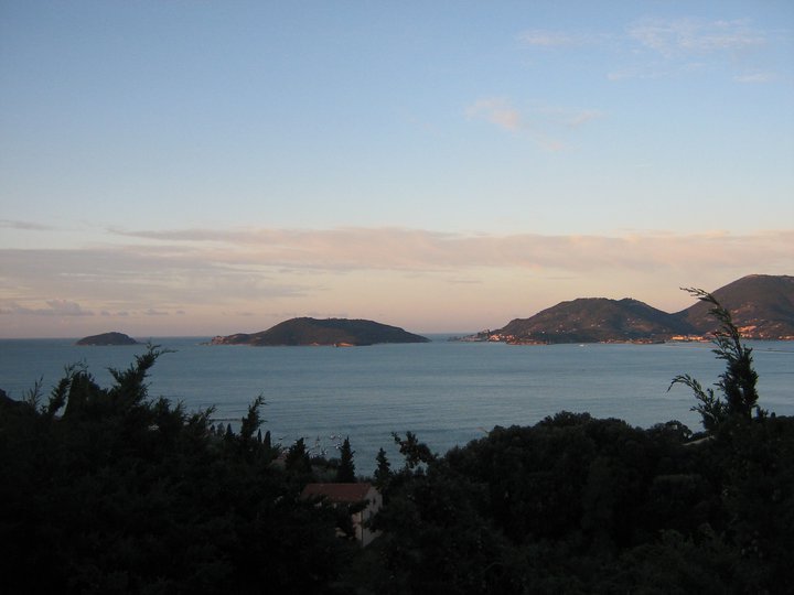 File:BELLAVISTA 01.jpg