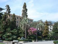 File:GIARDINI PUBBLICI LA SPEZIA 01.jpg