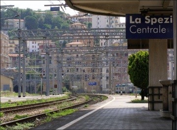 STAZIONE FERROVIARIA DELLA SPEZIA 02.JPG