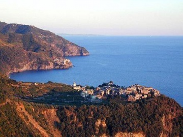 CORNIGLIA 02.jpg