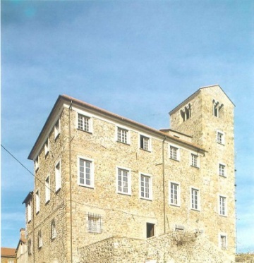 CEPARANA castello Giustiniani.jpg