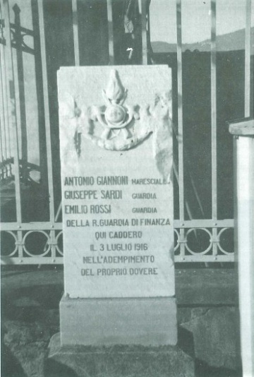 LA SPEZIA cippo memoria fossamastra.jpg