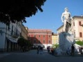 SARZANA PIAZZA GIUSEPPE GARIBALDI.jpg