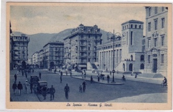 La Spezia - Piazza Verdi 02.jpg