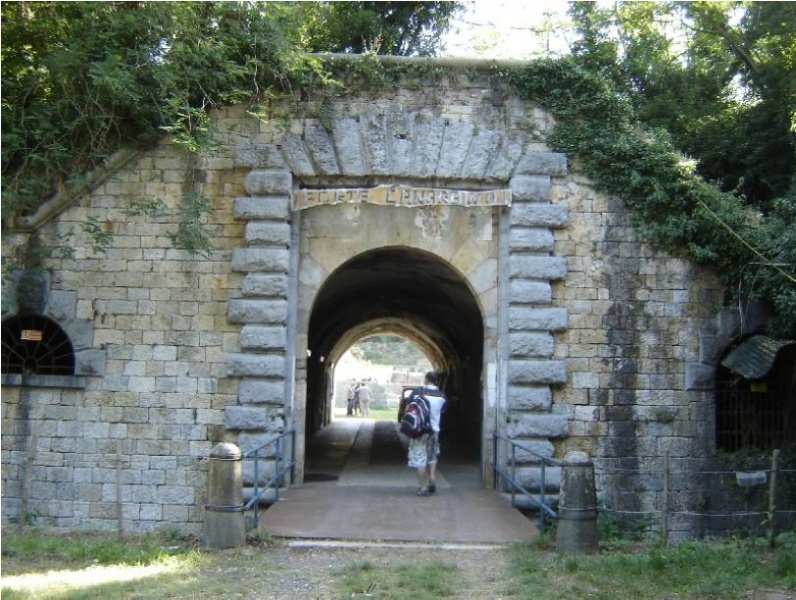 File:FORTE CANARBINO 01.JPG